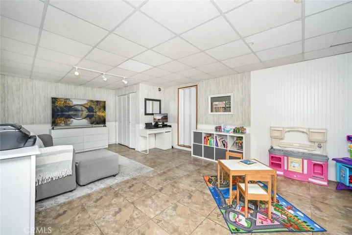 828 N Edenfield Avenue, Covina, California 91723