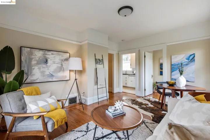 275 Ridgeway Ave, Oakland, California 94611