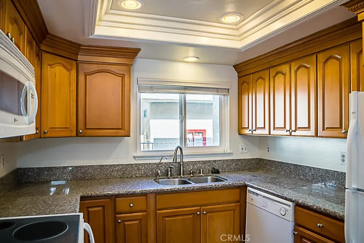 2384 Via Mariposa W 3f, Laguna Woods, California 92637