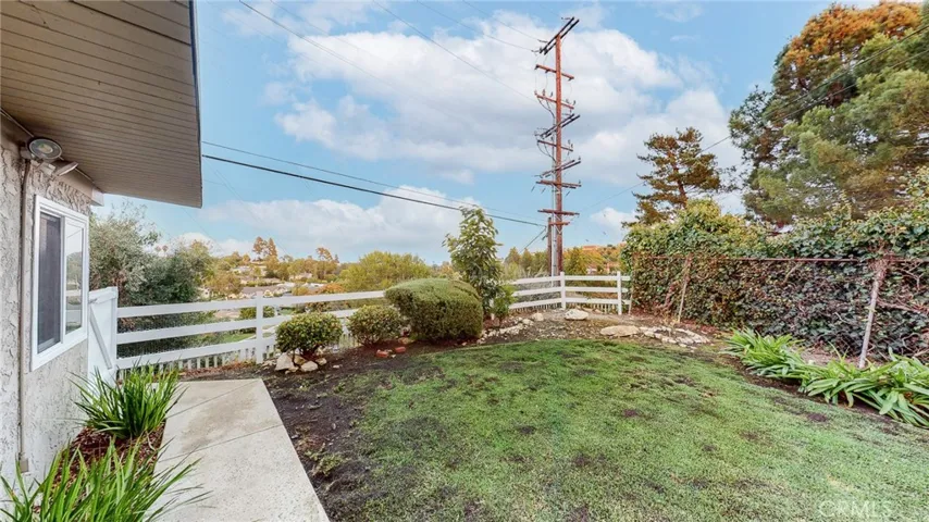 6111 Monero Drive, Rancho Palos Verdes, California 90275