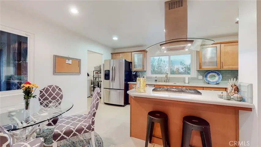 6111 Monero Drive, Rancho Palos Verdes, California 90275