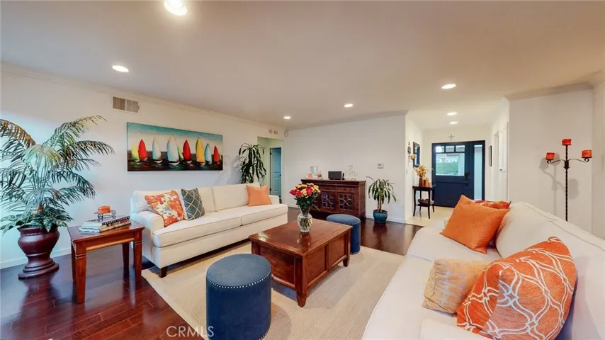 6111 Monero Drive, Rancho Palos Verdes, California 90275