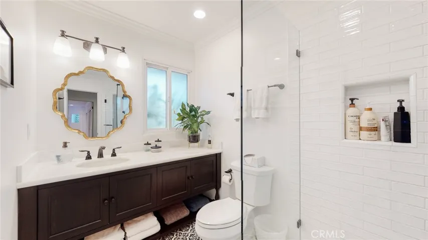 Remodeled guest bath.