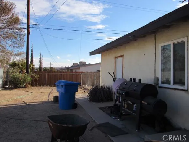 1000 1002 E Navajo Street, Barstow, California 92311