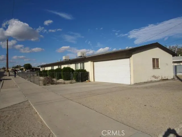 1000 1002 E Navajo Street, Barstow, California 92311
