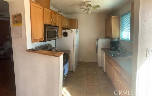 1000 1002 E Navajo Street, Barstow, California 92311