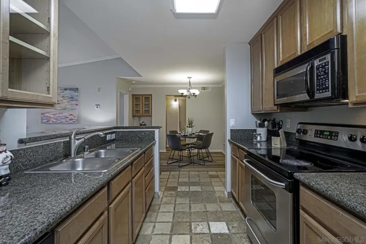7130 Shoreline Dr 1303, San Diego, California 92122