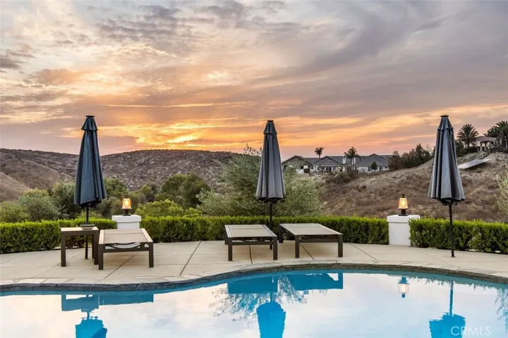 2048 Middle Creek Road, Riverside, California 92506
