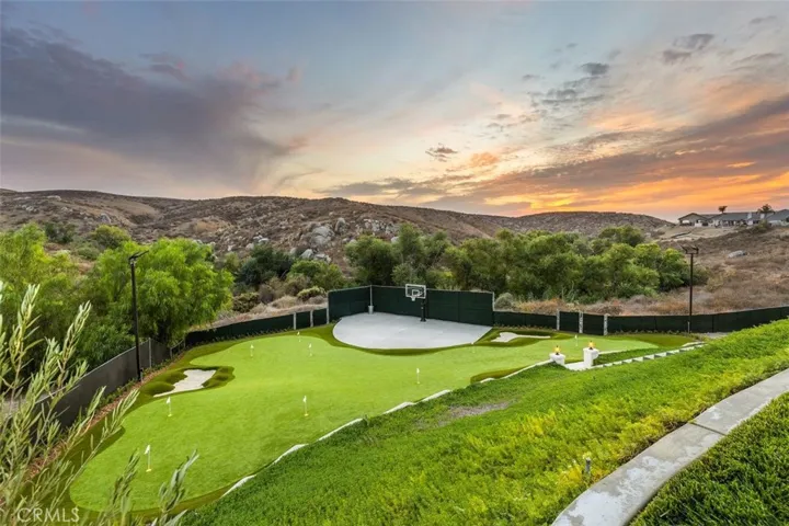 2048 Middle Creek Road, Riverside, California 92506