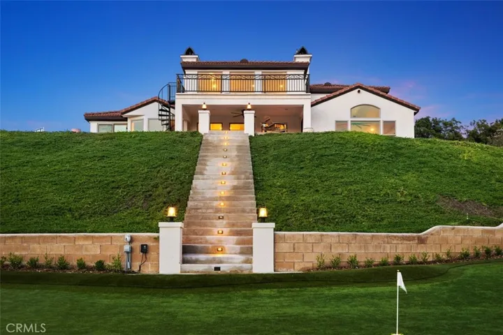 2048 Middle Creek Road, Riverside, California 92506