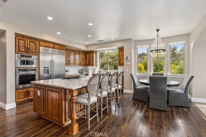 2048 Middle Creek Road, Riverside, California 92506