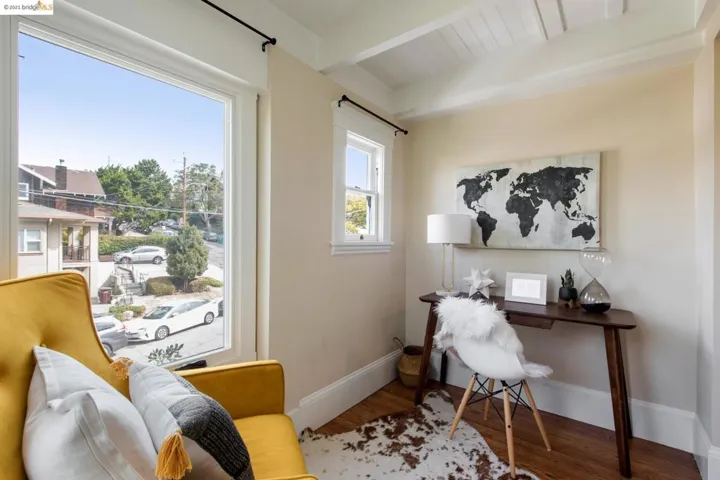 275 Ridgeway, Oakland, California 94611
