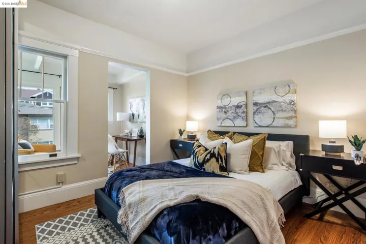 275 Ridgeway, Oakland, California 94611