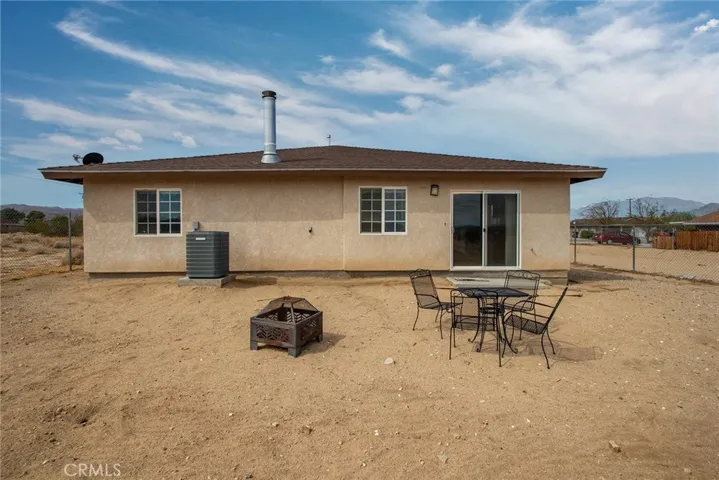 4949 1st Street E, Joshua Tree, California 92252