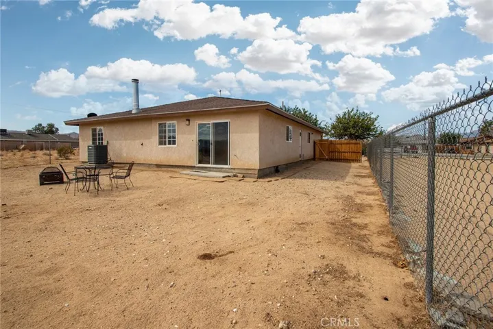 4949 1st Street E, Joshua Tree, California 92252