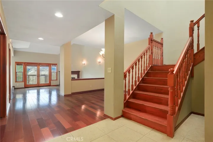 32126 Canyon Crest Court, Westlake Village, California 91361