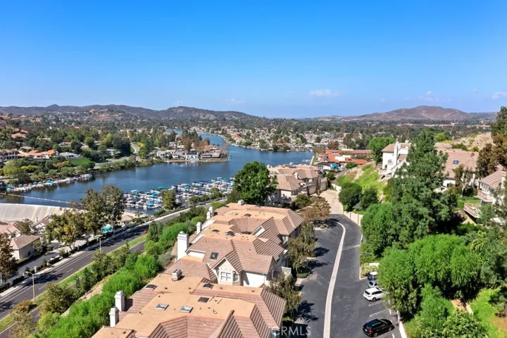 32126 Canyon Crest Court, Westlake Village, California 91361