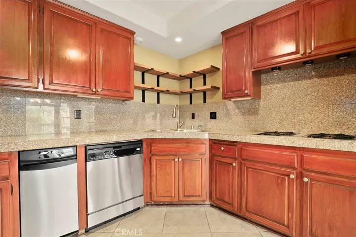 32126 Canyon Crest Court, Westlake Village, California 91361
