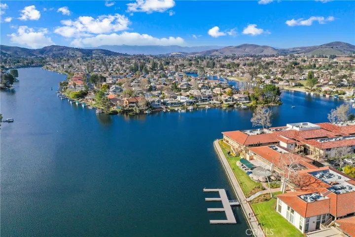 32126 Canyon Crest Court, Westlake Village, California 91361