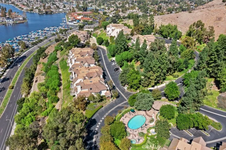32126 Canyon Crest Court, Westlake Village, California 91361