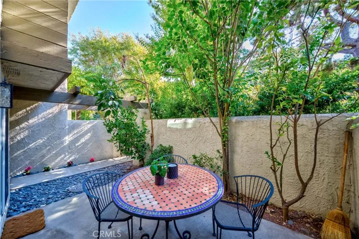 97 Aspen Way, Rolling Hills Estates, California 90274