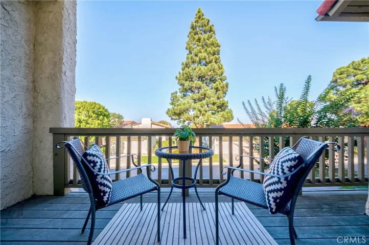 97 Aspen Way, Rolling Hills Estates, California 90274