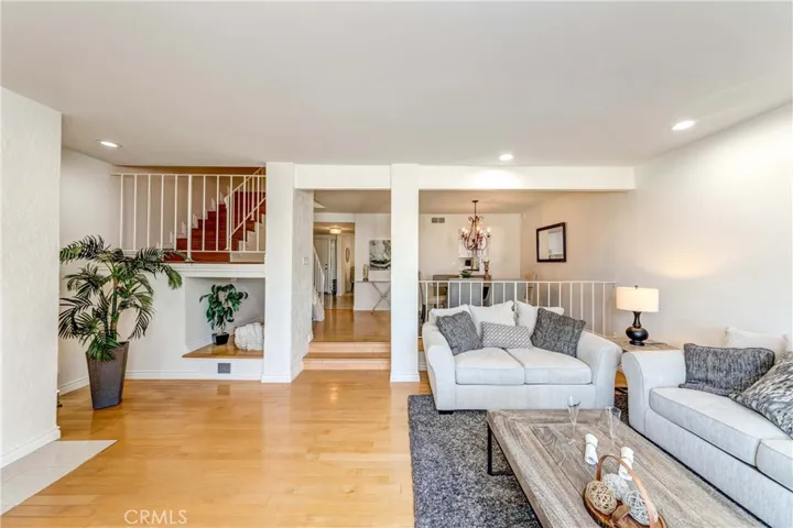 97 Aspen Way, Rolling Hills Estates, California 90274