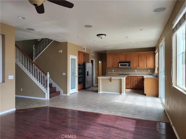 15975 Turtle Bay Place, Fontana, California 92336