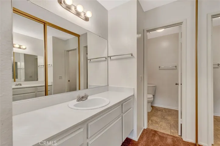 2111 Cheyenne Way 8, Fullerton, California 92833