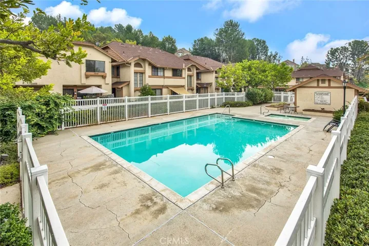 2111 Cheyenne Way 8, Fullerton, California 92833