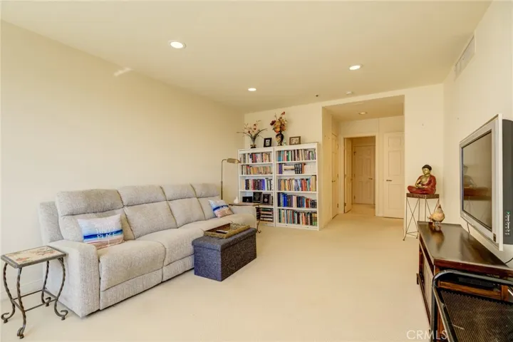 10724 Wilshire Blvd 1109, Los Angeles, California 90024