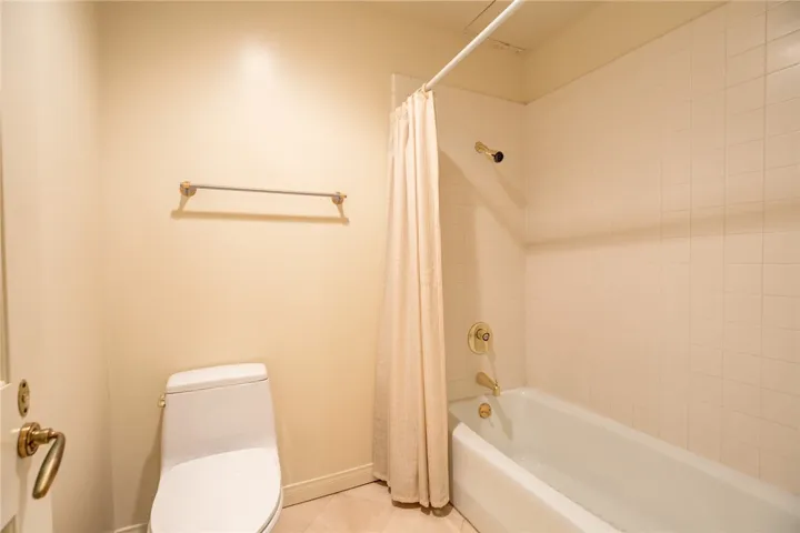 10724 Wilshire Blvd 1109, Los Angeles, California 90024