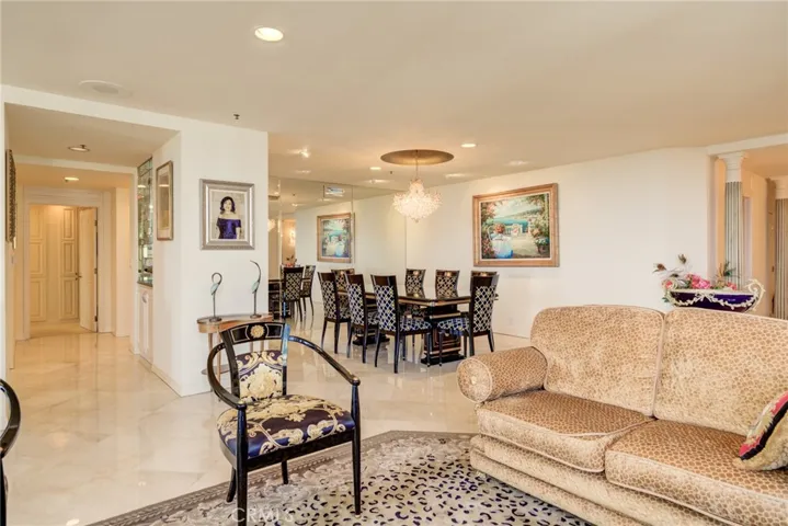 10724 Wilshire Blvd 1109, Los Angeles, California 90024