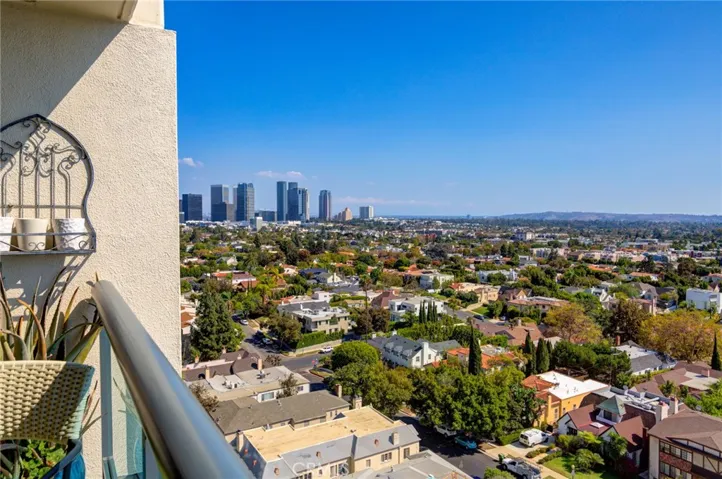 10724 Wilshire Blvd 1109, Los Angeles, California 90024