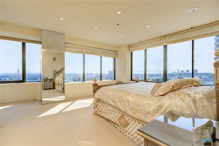 10724 Wilshire Blvd 1109, Los Angeles, California 90024