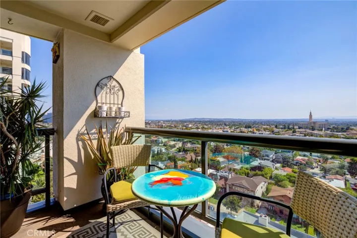 10724 Wilshire Blvd 1109, Los Angeles, California 90024