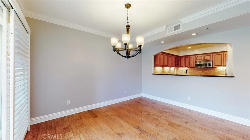 11540 Moorpark Street 103, Studio City, California 91602