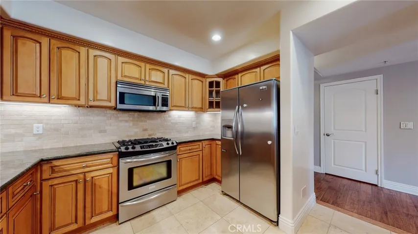11540 Moorpark Street 103, Studio City, California 91602