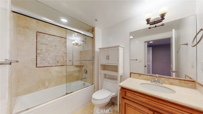 11540 Moorpark Street 103, Studio City, California 91602