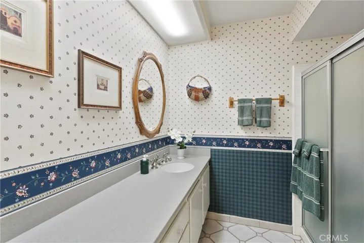 Downstairs FULL bath