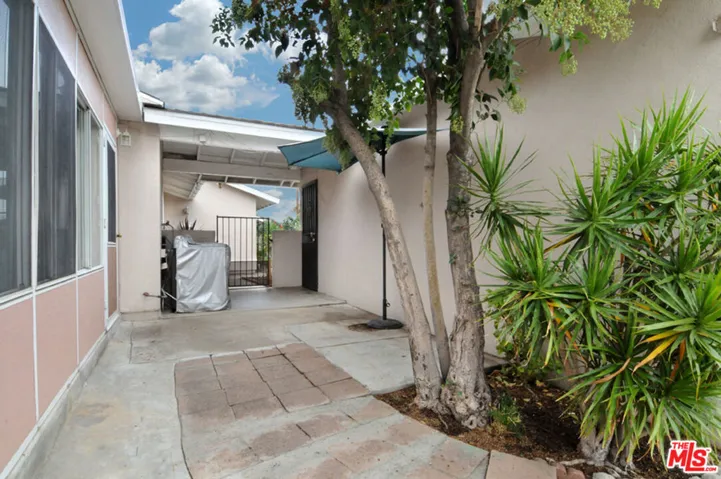 12922 Osborne Street, Pacoima, California 91331