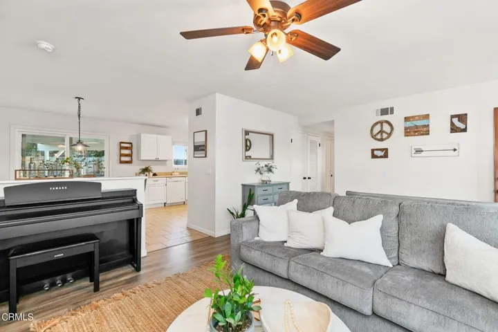 Living Room 8436 Newtown St