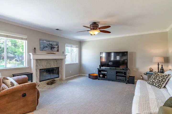 , Hollister, California 95023