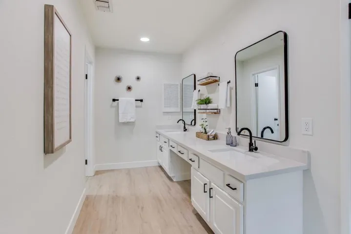 , Santa Clara, California 95051