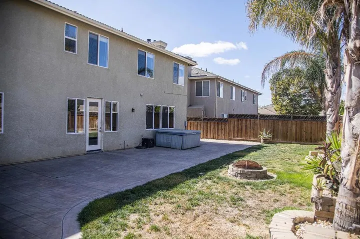, Hollister, California 95023