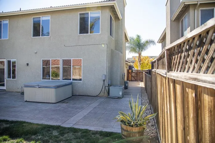 , Hollister, California 95023
