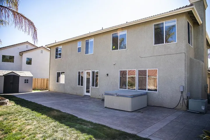 , Hollister, California 95023