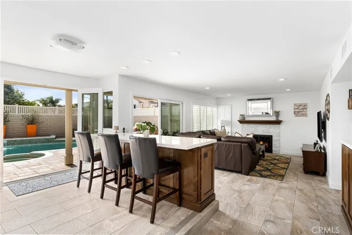 6822 Presidente Drive, Huntington Beach, California 92648