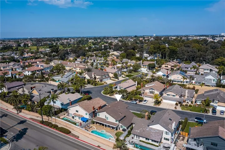 6822 Presidente Drive, Huntington Beach, California 92648