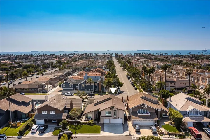 6822 Presidente Drive, Huntington Beach, California 92648